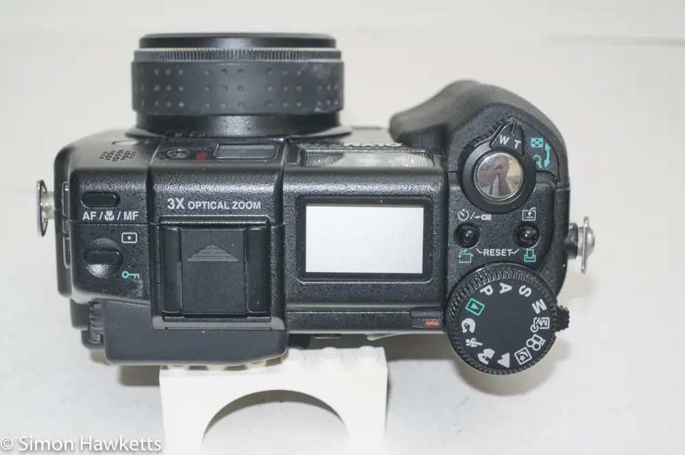 Olympus Camedia C-5050 digital camera - Top view