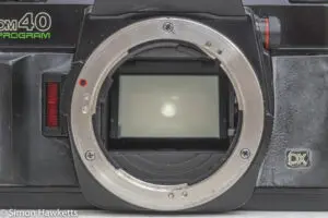 Olympus OM-40 35mm slr - lens mount