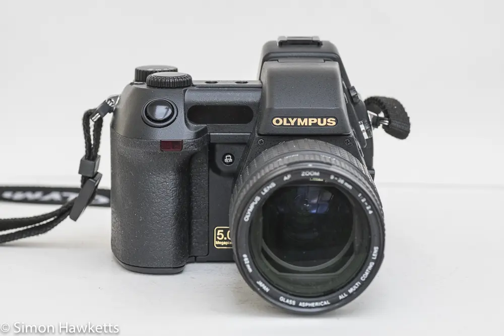 Olympus Camedia E-20p DSLR - front view
