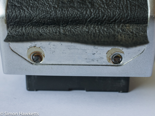 Pentacon six viewfinder repair - Access screws at front