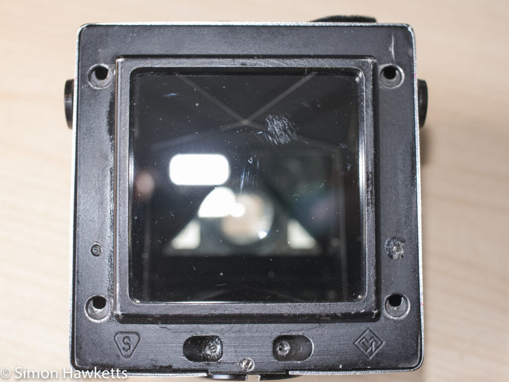 Pentacon six viewfinder repair - Showing new clean glass