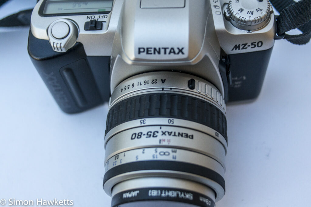 Pentax MZ-50 auto focus 35mm slr showing zoom and focus