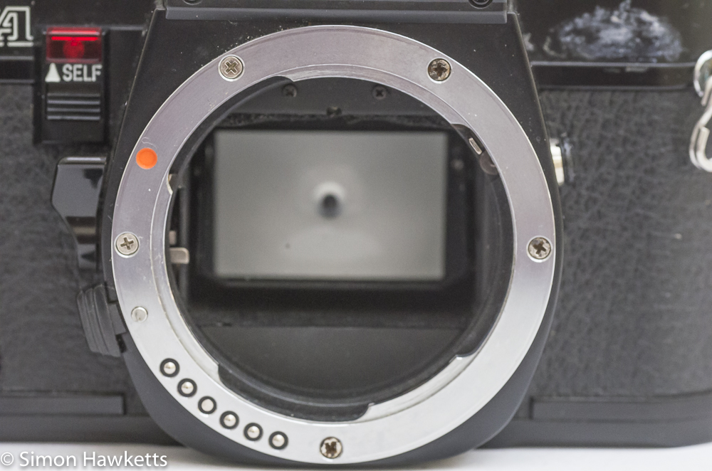 pentax program a 35mm slr camera showing pentax k mount lens mount and mirror