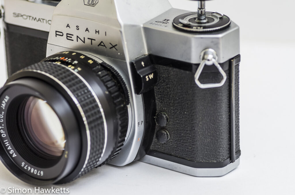pentax spotmatic spii 35mm slr camera metering switch and sync sockets