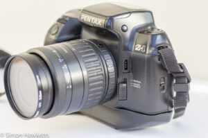 Pentax Z-1 35mm autofocus slr showing auto focus switch and remote socket