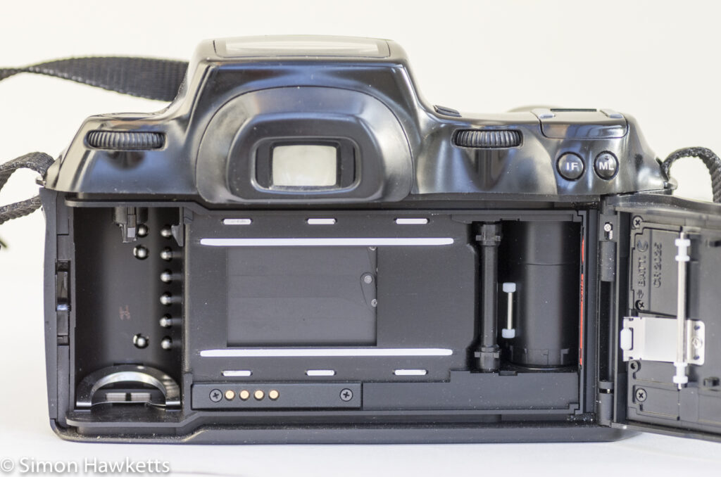 pentax z 1 35mm autofocus slr showing film chamber