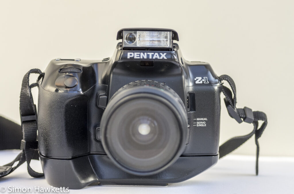 pentax z 1 35mm autofocus slr showing flash and focus assist lamps