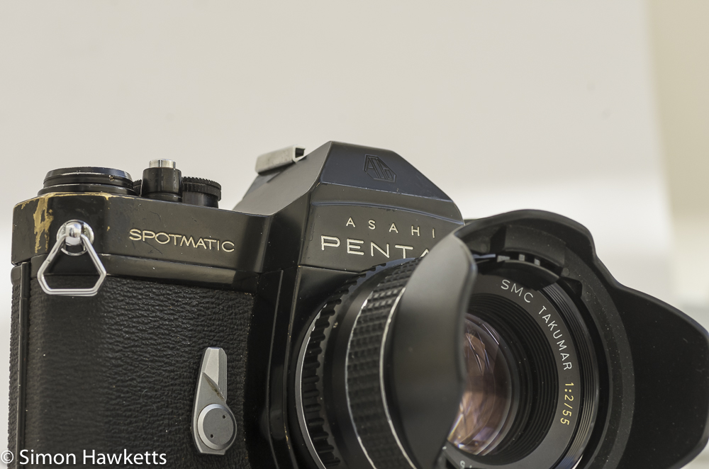 A picture of the Pentax Spotmatic SPII in black