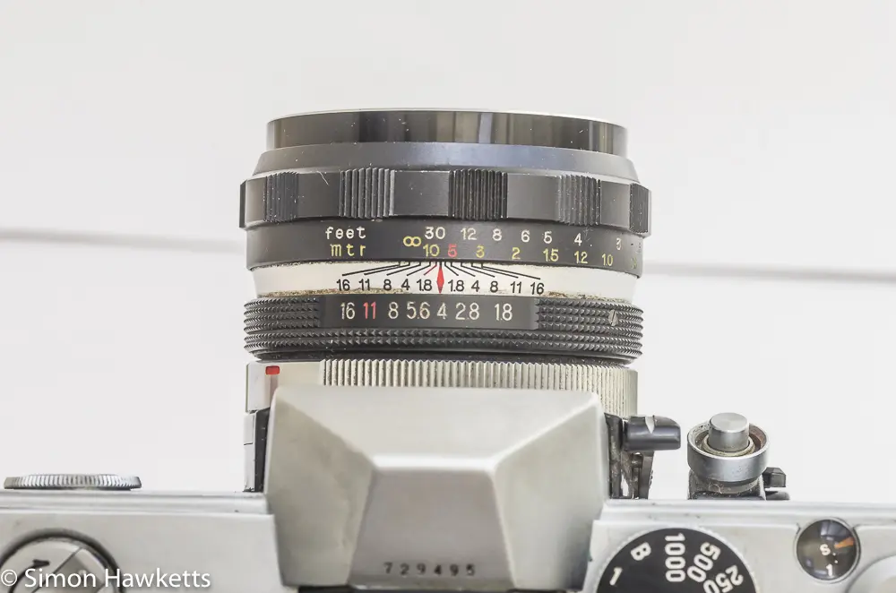 petri ftii lens showing aperture scale and focus ring