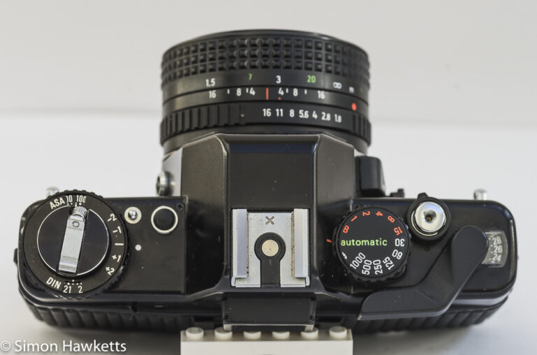 Praktica B200 Electronic Camera Review - Everything Vintage