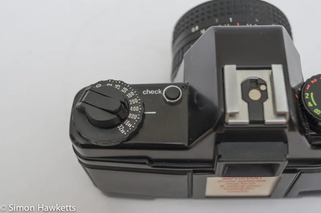 praktica bms 35mm slr showing film speed setting and battery check button