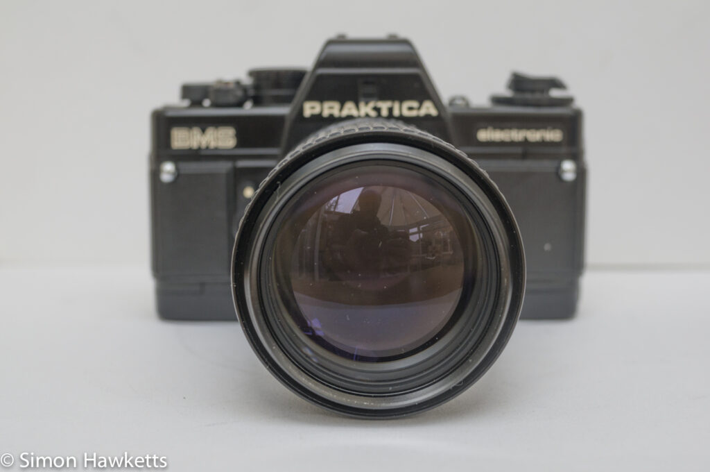 praktica bms 35mm slr showing the 135mm f 2 8 short telephoto lens