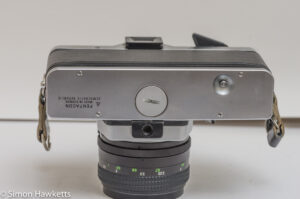 Praktica MTL 5B 35mm slr camera - bottom view showing battery, tripod bush and rewind button