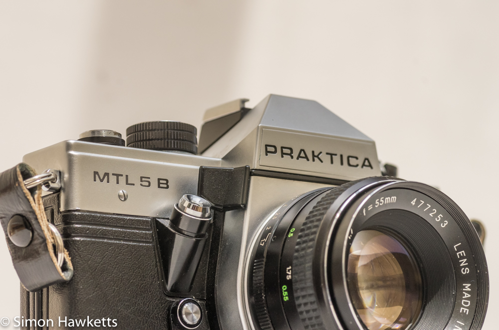 Praktica MTL 5B 35mm slr camera - front view with chinon lens