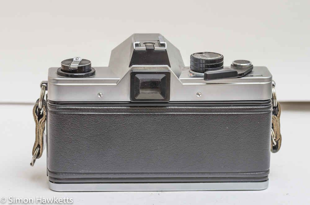 Praktica MTL 5B 35mm slr camera - rear view with film chamber closed