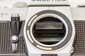 Praktica PLC 3 35mm slr camera - Electronic aperture contacts