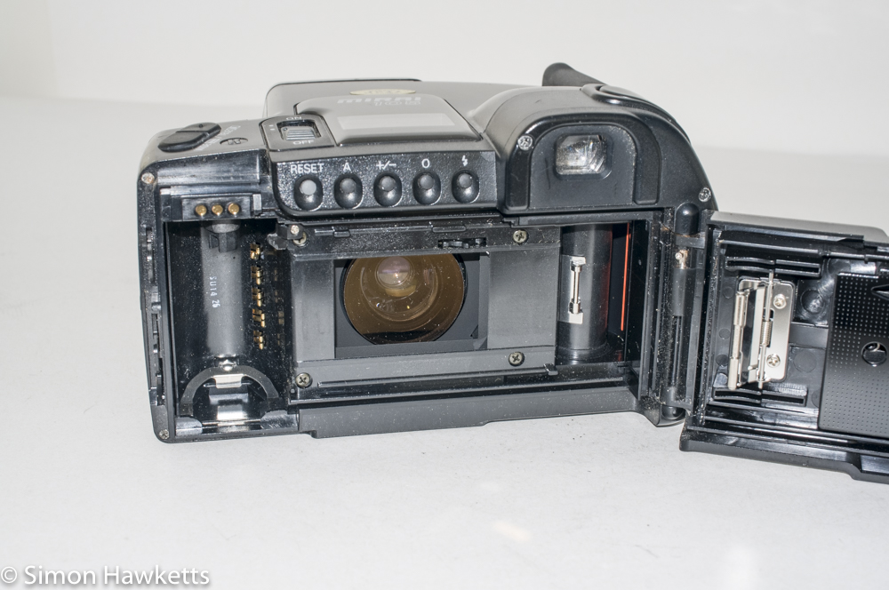 Ricoh Mirai 105 35mm slr camera - Rear view showing film chamber