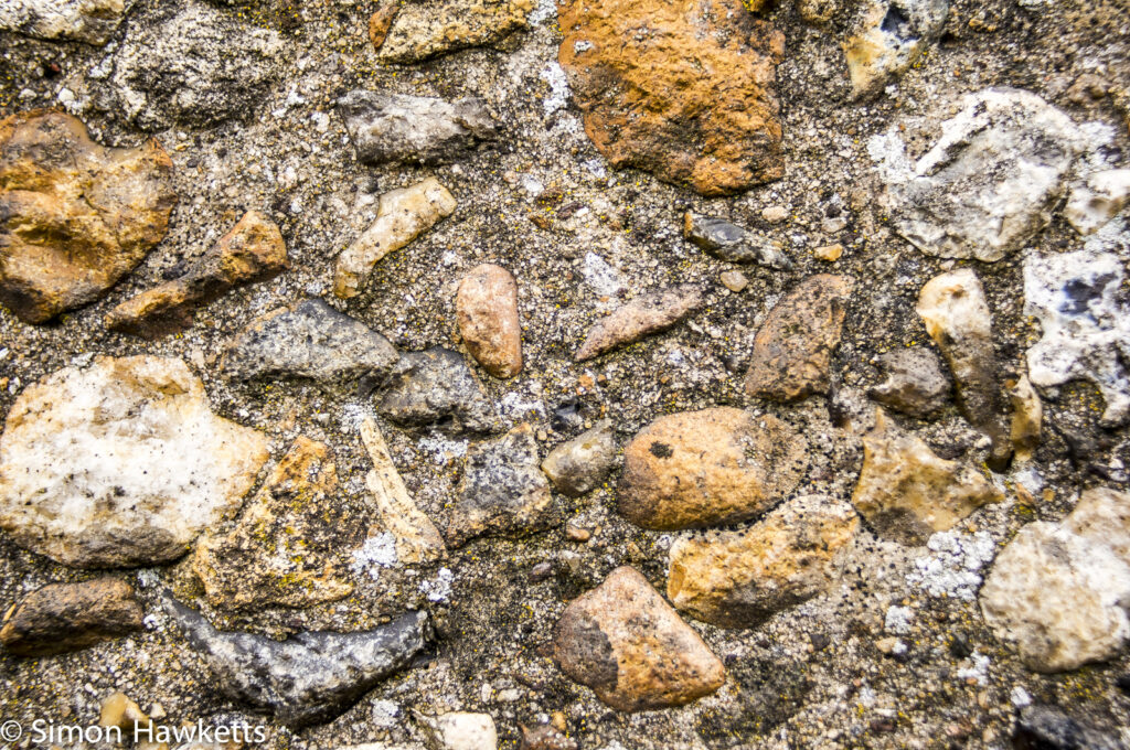 Soligor 28mm C/D sample - Stone wall