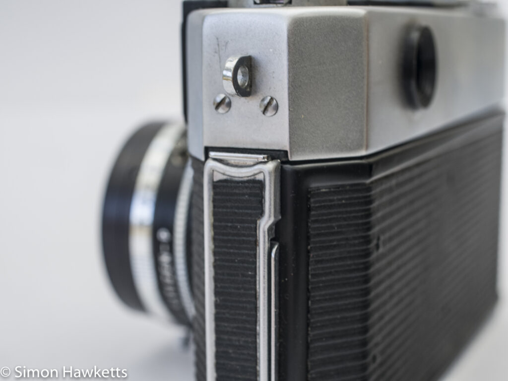 Taron Unique 35mm rangefinder camera door release