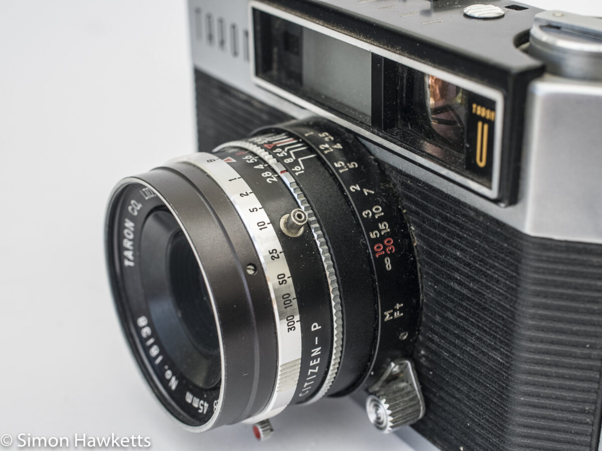 Taron Unique 35mm rangefinder camera sync socket and focus arm