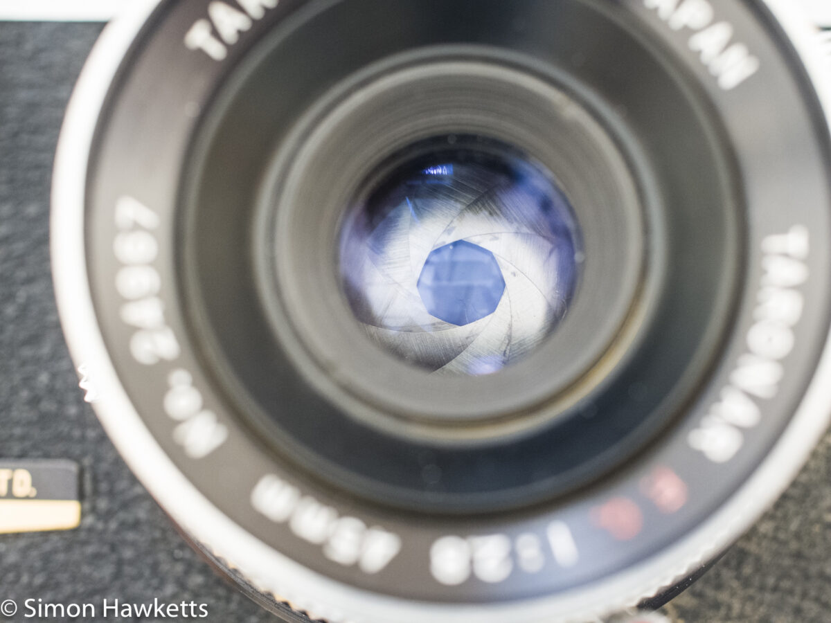 Taron Vr 35mm rangefinder camera showing 8 blade shutter