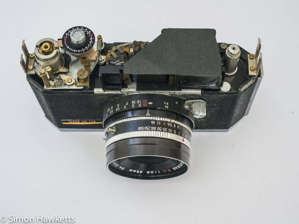 Taron Vr 35mm rangefinder camera with top cover removed