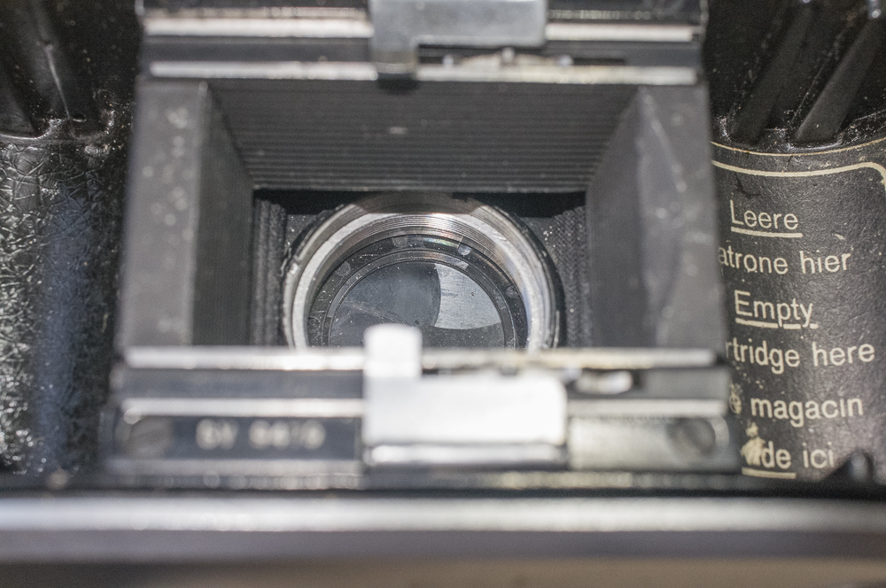 The shutter retaining ring on the Agfa Karat finally fitted