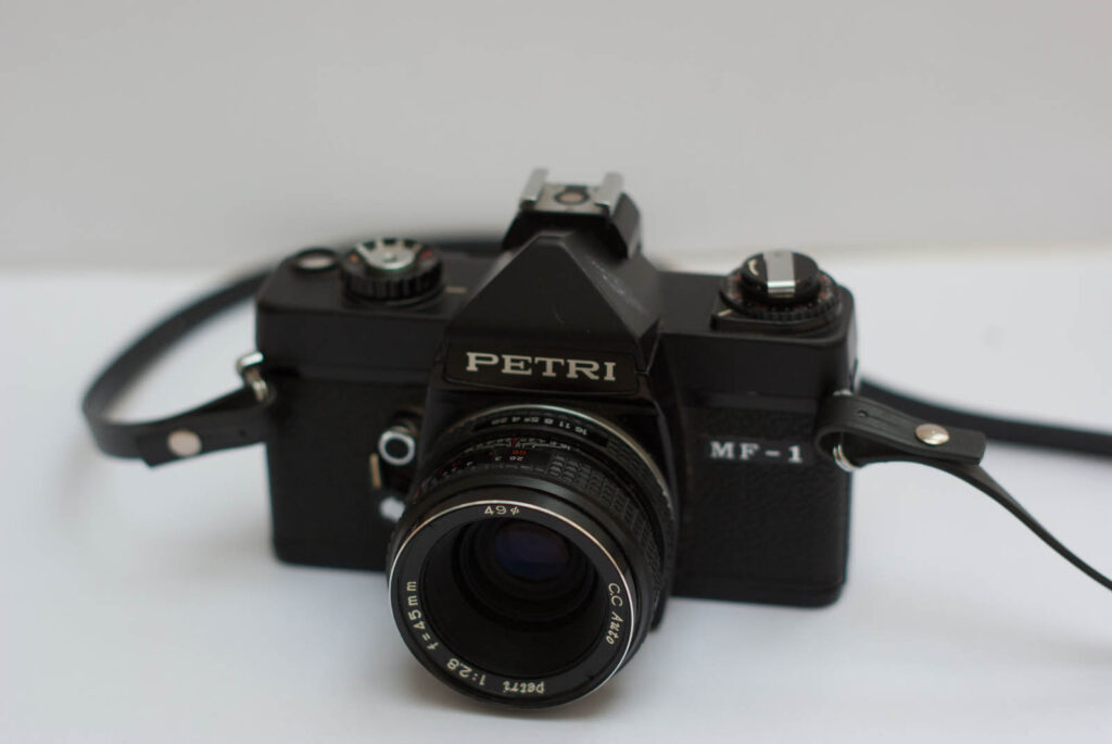 Petri MF-1 35mm manual focus camera