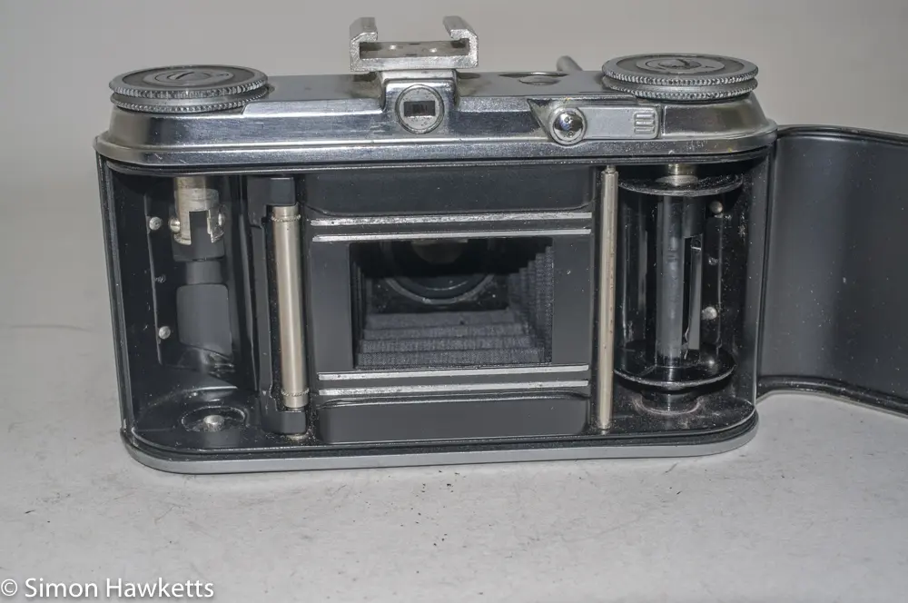 voigtlander vito 35mm folding camera back of camera with door open and lens out