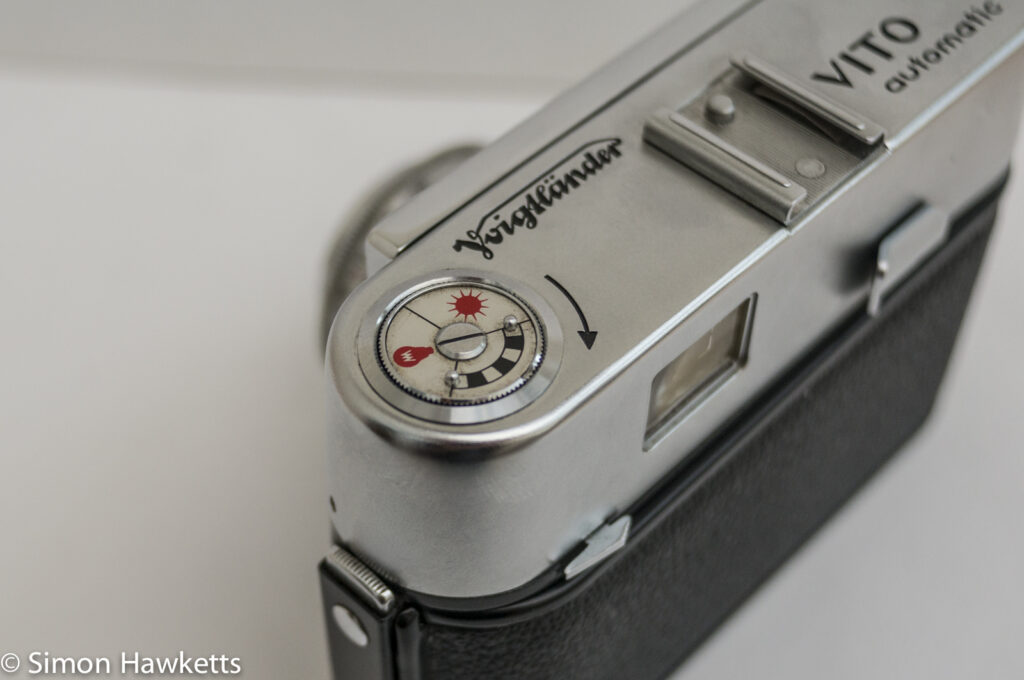 Voigtlander Vito automatic 35mm viewfinder camera rewind knob and pop-up lever