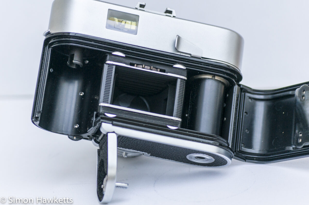 Voigtlander Vito B viewfinder camera showing the camera ready for film
