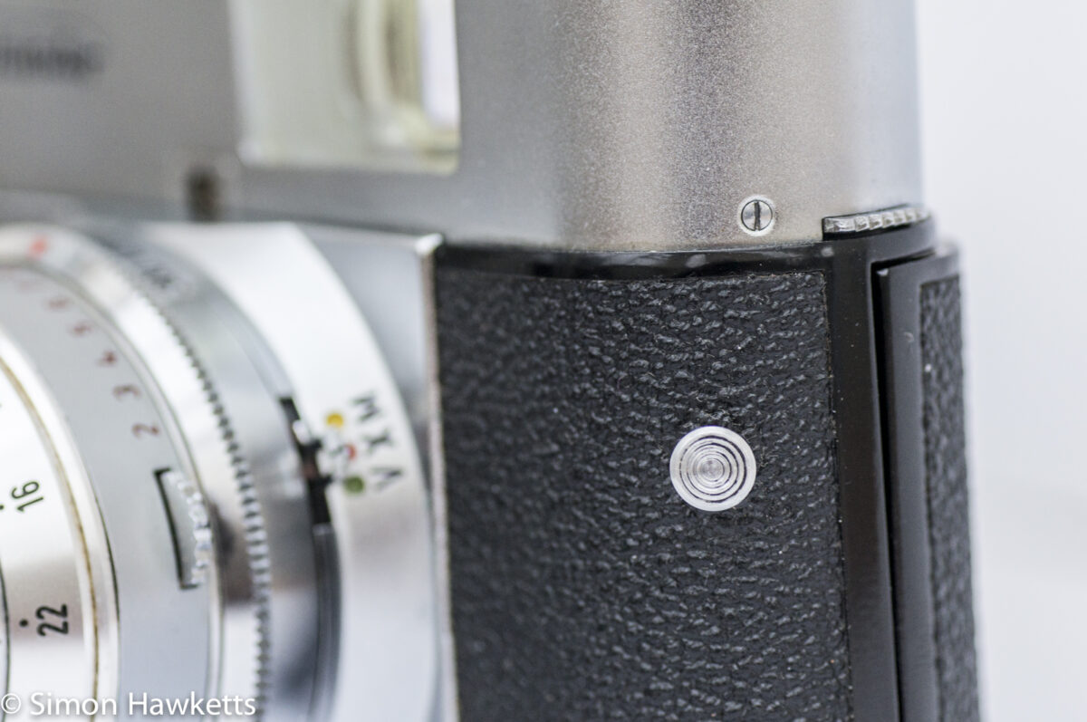 Voigtlander Vito B viewfinder camera showing the strap connection pegs