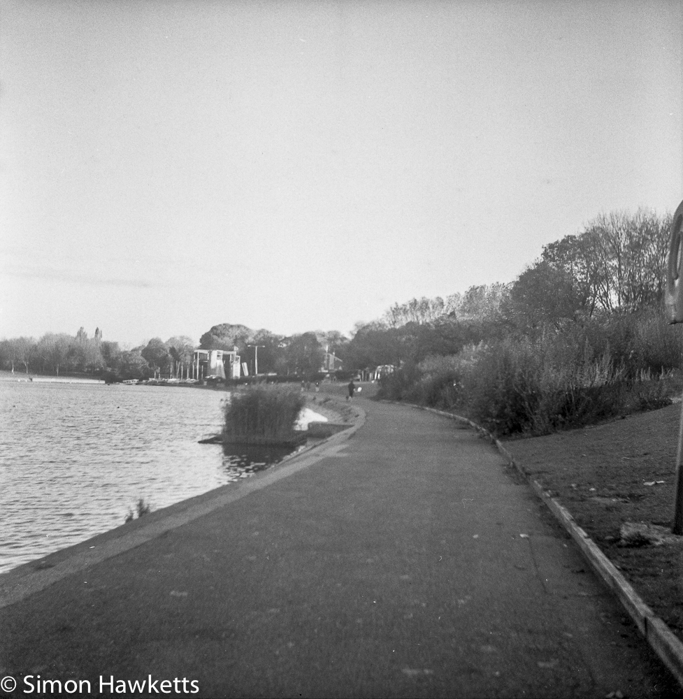 Weltaflex TLR camera sample pictures - path by the boating lake