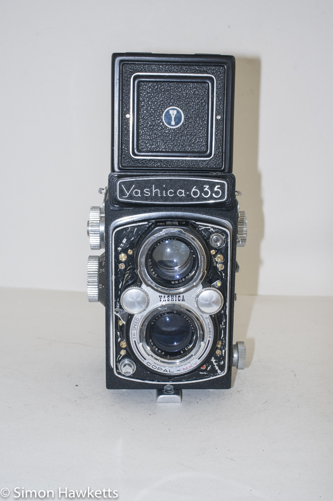 Yashica 635 TLR front view