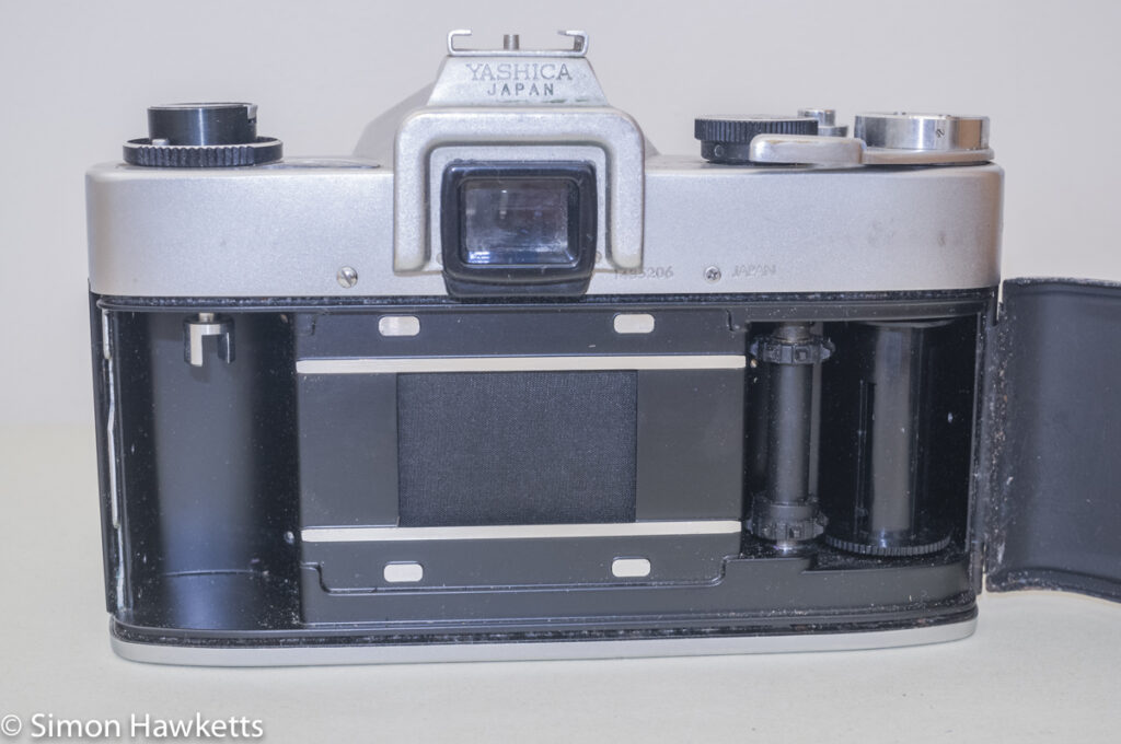 Yashica J-3 35mm slr camera - Rear view with door open