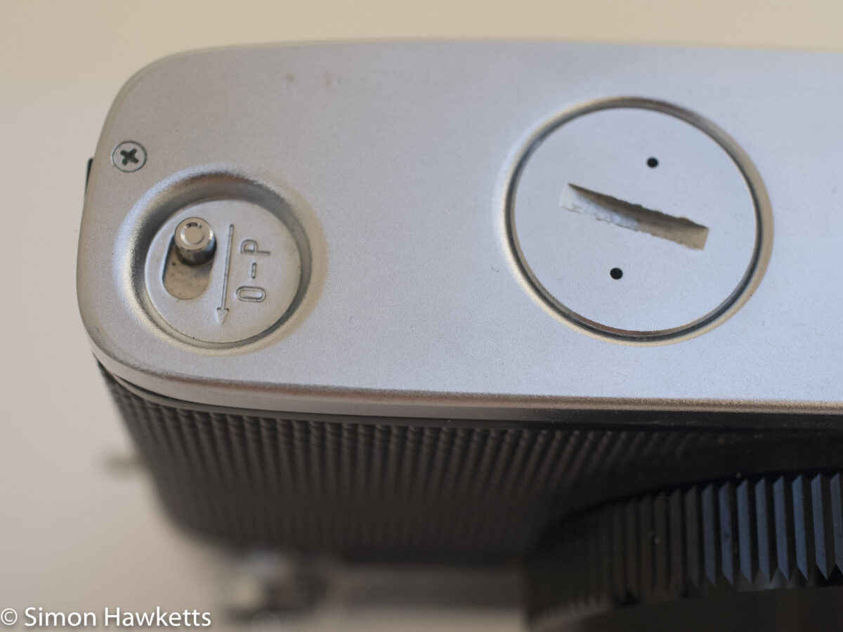 Yashica minister D door release