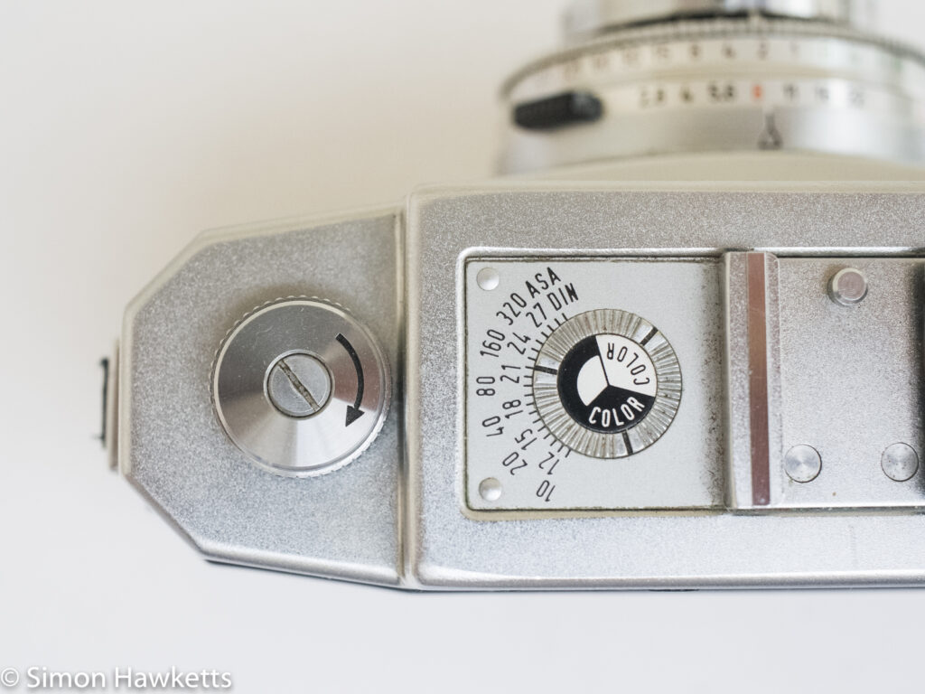 Zeiss Ikon Contina 35mm viewfinder camera rewind crank and film type reminder