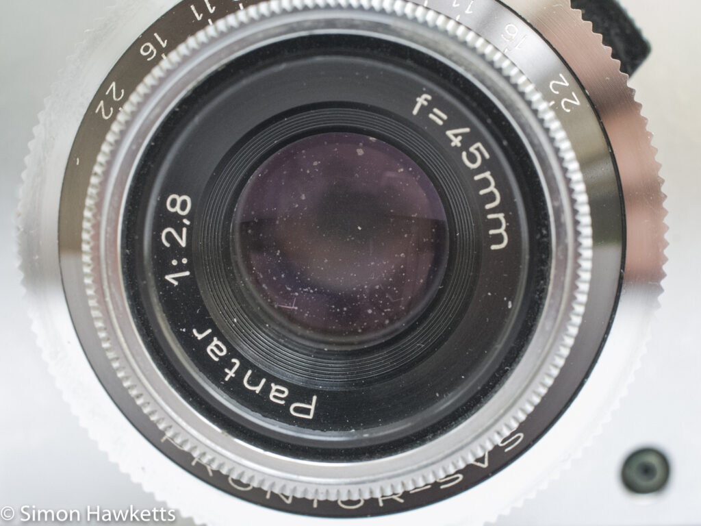 Zeiss Ikon Contina 35mm viewfinder camera showing Zeiss Pantar lens