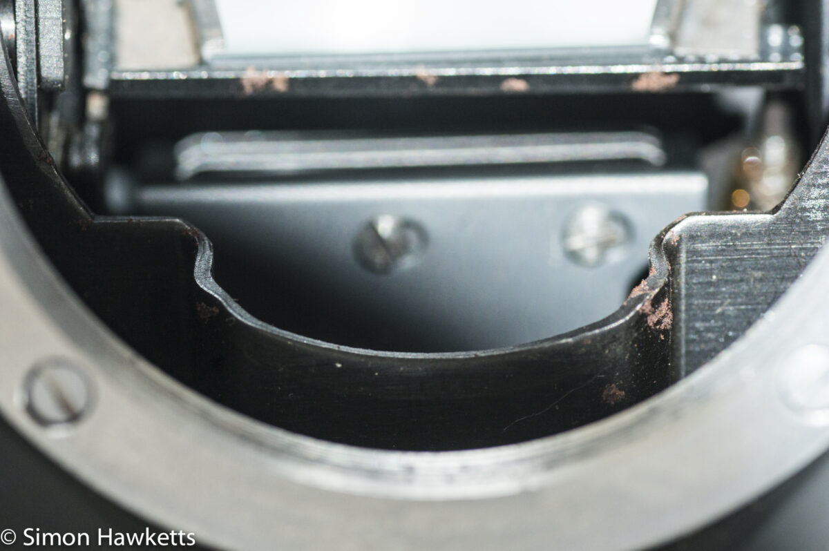 Zenit EM Aperture actuation lever