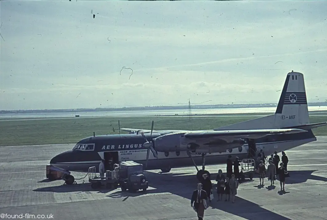 Photo of the Aer Lingus F.27-100 turbo prop aircraft