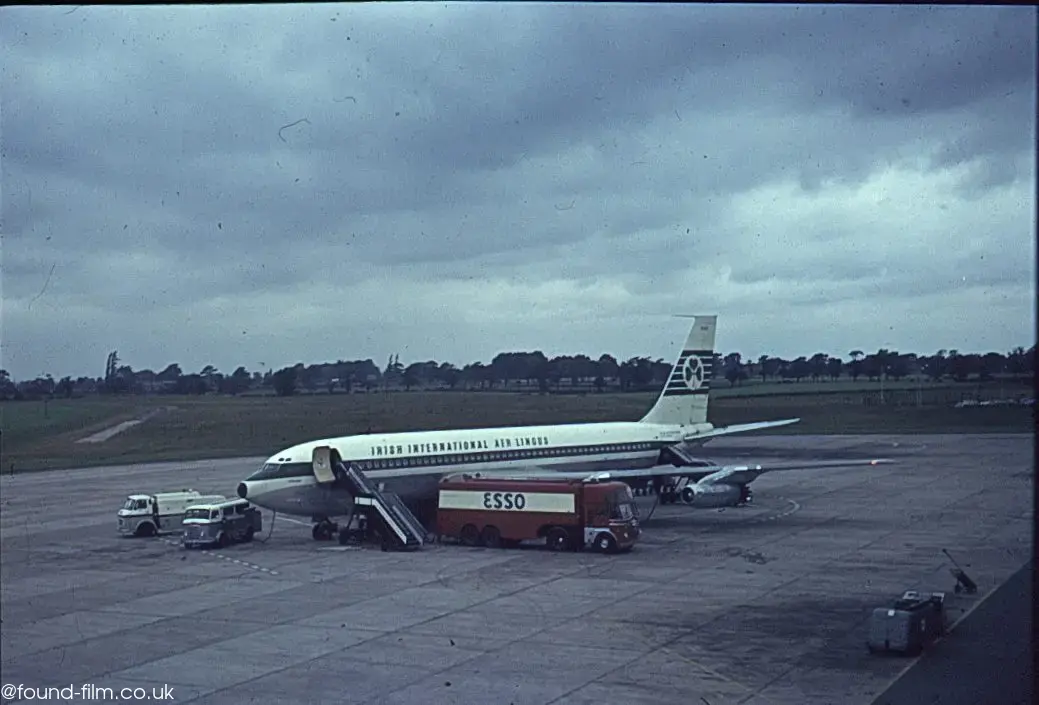 A photo of a Boeing 707 jet with the Aer Lingus chamrock on the tail